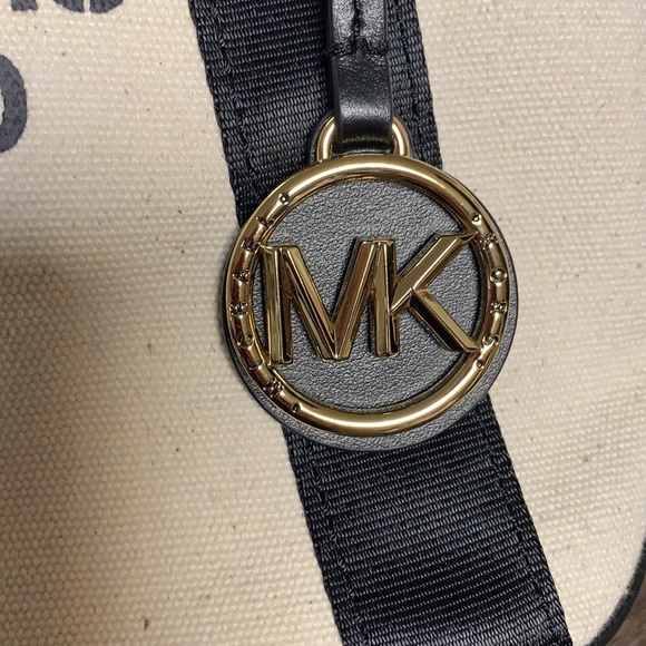 Michael kors Limited Edition Toronto Bag - Picture 13 of 13